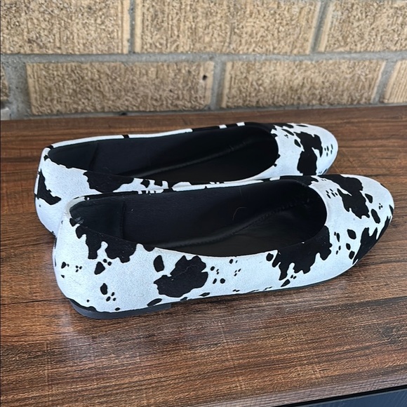 Shoes - Black and White Cow Print Women's Flats Size 10